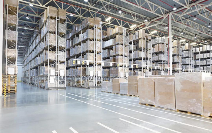 加强与制造业联动