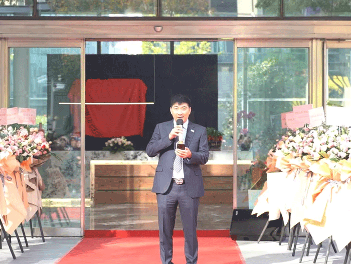 优德88集团CEO杜总致词