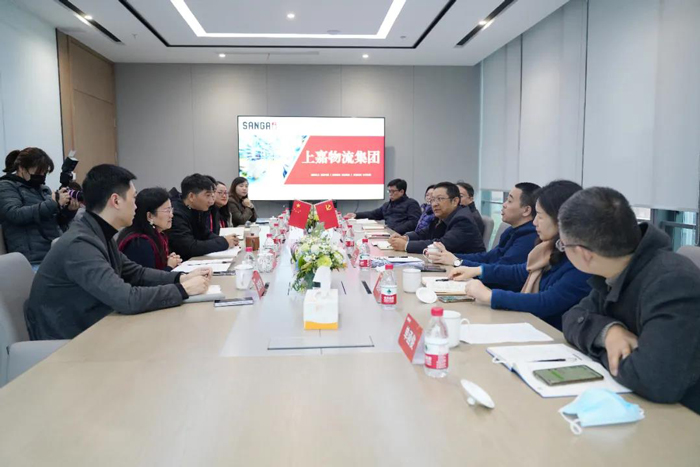 区各级领导干部与优德88各部门负责人进行深度会谈